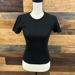 Zara Black Slim fit, short sleeved, round neck, ribbed texture, Size Medium